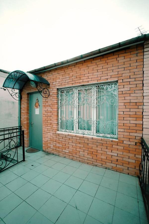 Апартаменты СТАРЫЙ КУТАИСИ Экстерьер фото