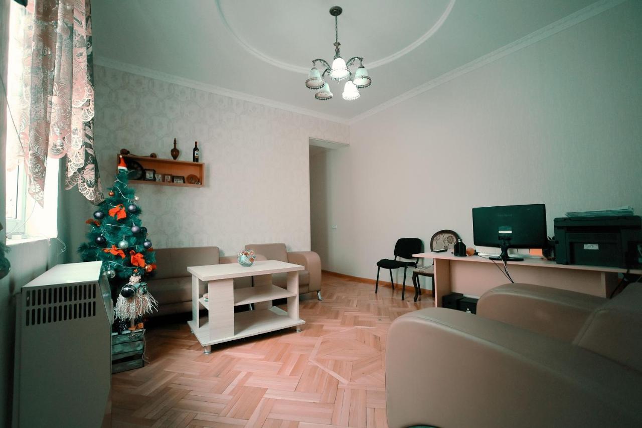 Апартаменты СТАРЫЙ КУТАИСИ Экстерьер фото